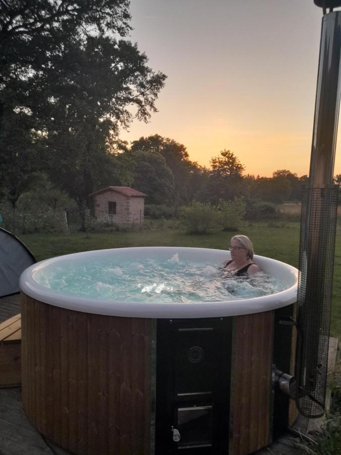 Auberge La Marchadaine Montrollet 외부 사진